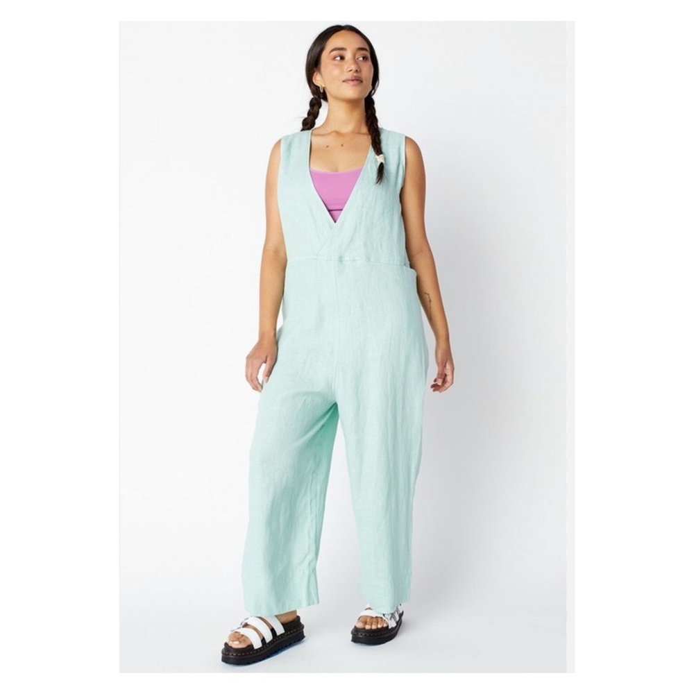 New! Back Beat Co. “Brooklyn” Reversible Linen Jumpsuit - Picture 2 of 11